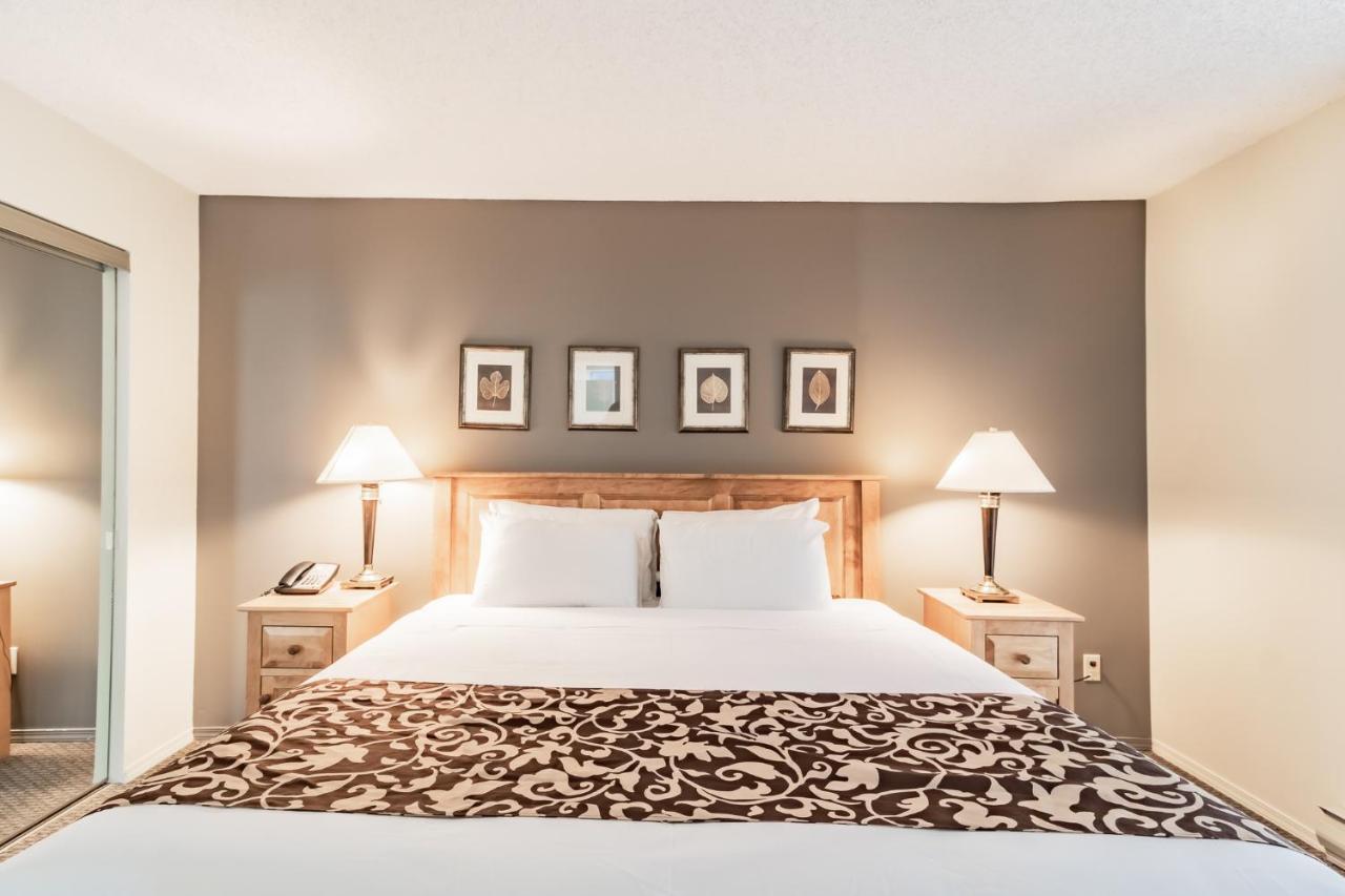 Snowbird Townhouses By Elevate Vacations Whistler Esterno foto