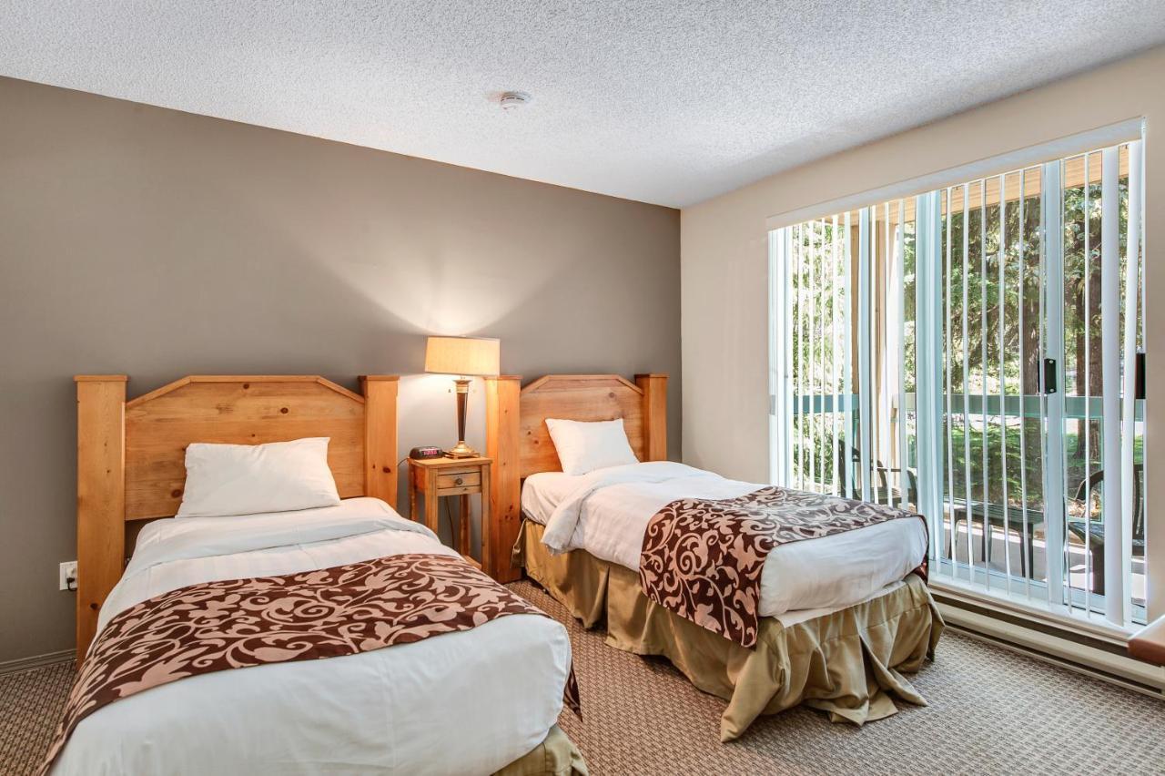 Snowbird Townhouses By Elevate Vacations Whistler Esterno foto